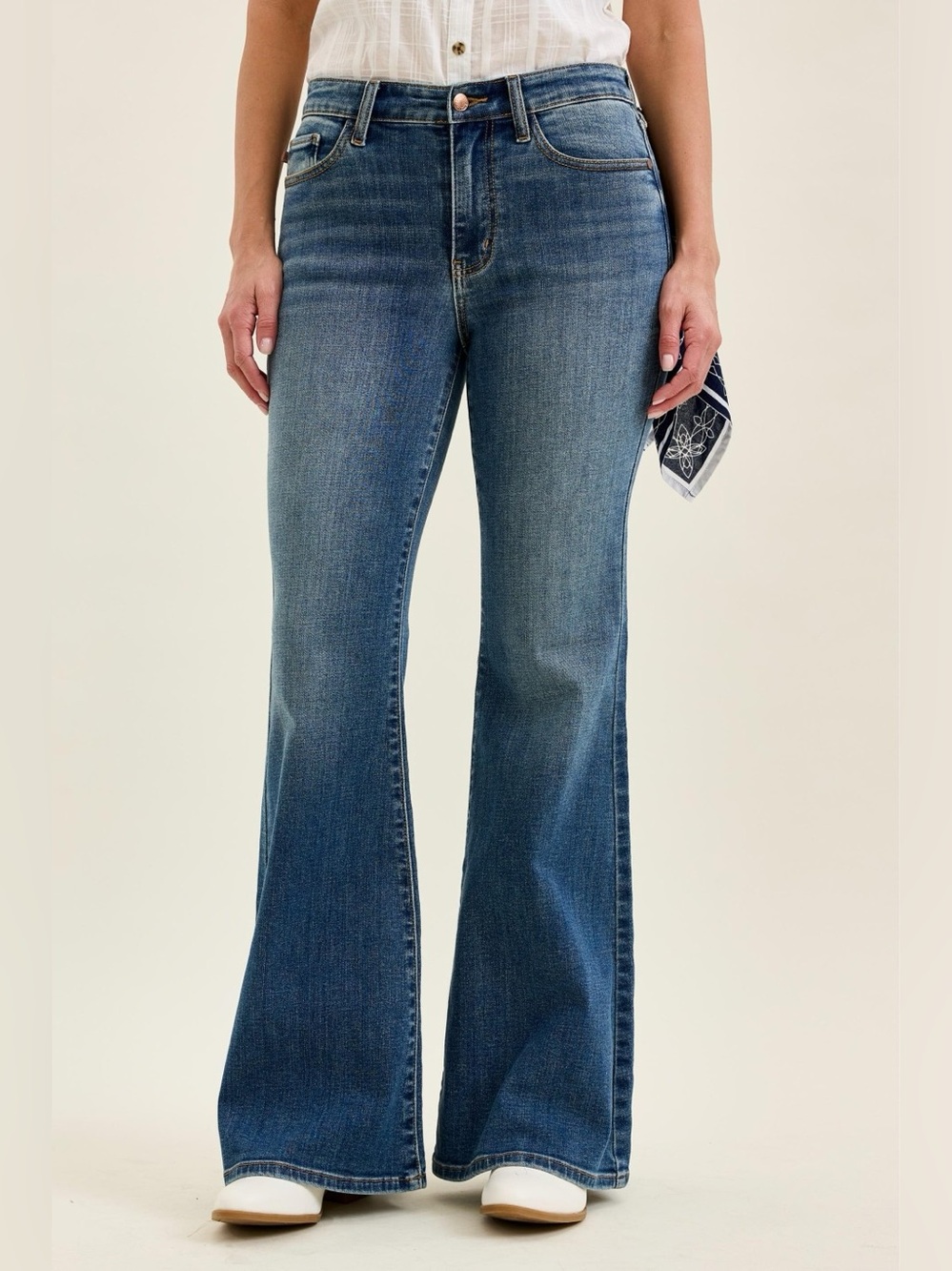 Judy Blue Mid Rise Jaqueline Flare Jeans